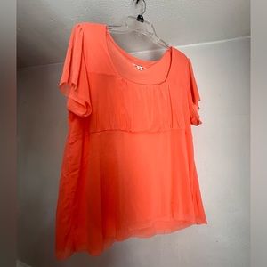 Women’s dress shirt, size 22/24w